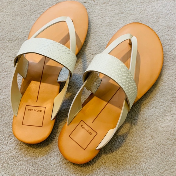 Dolce Vita Shoes - NWT -Dolce Vita Nevin Sandals (8.5-white)
